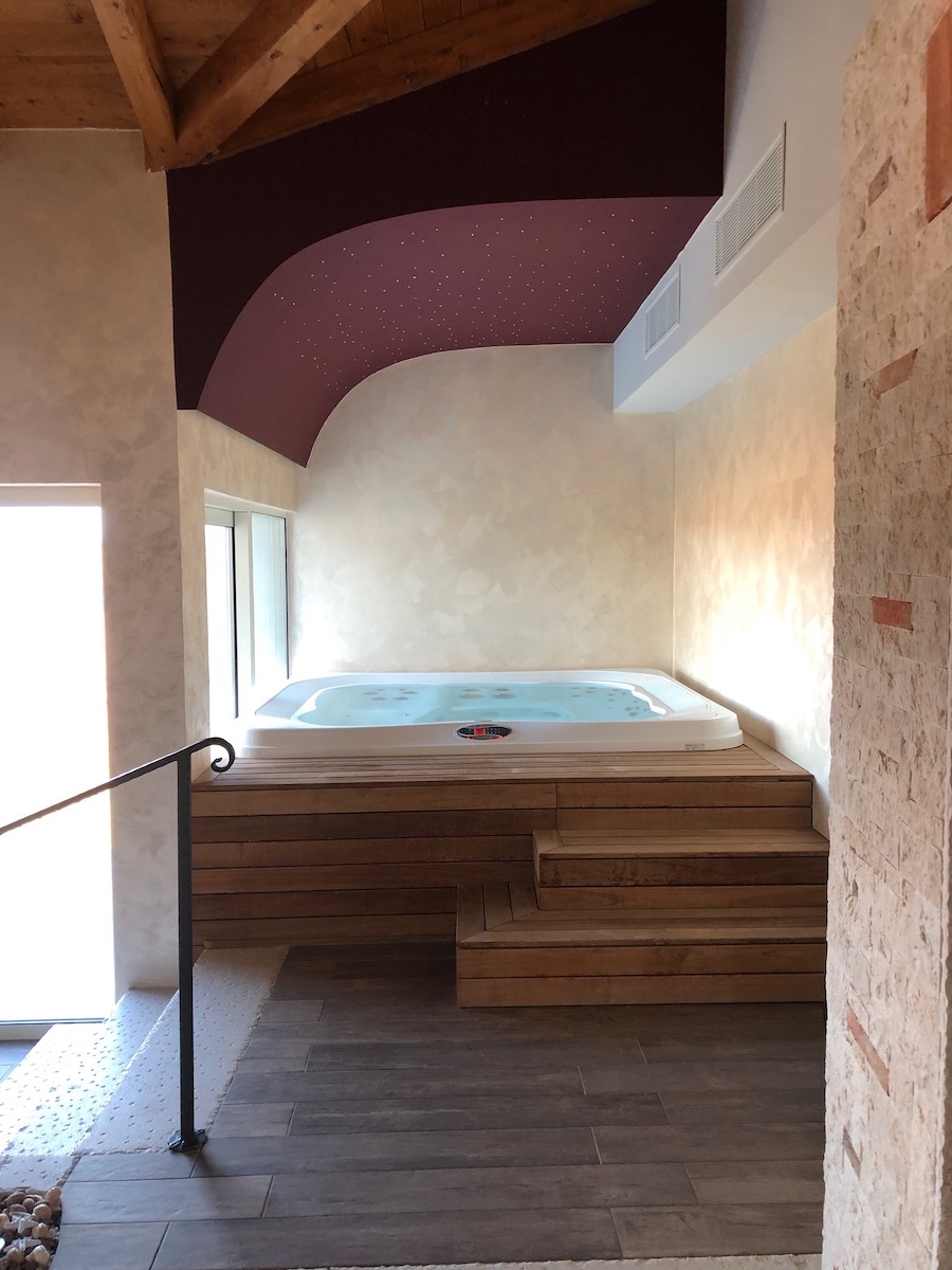 cattunar-hotel-jacuzzi