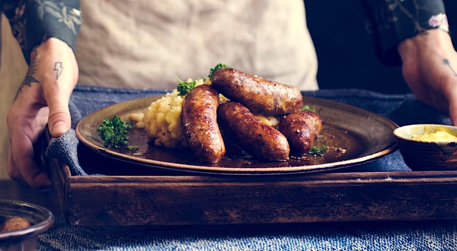 bangers-mash-colcannon-kobasice-pire