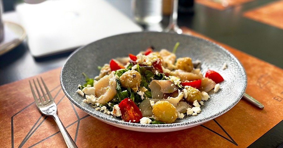el-toro-riba-salata